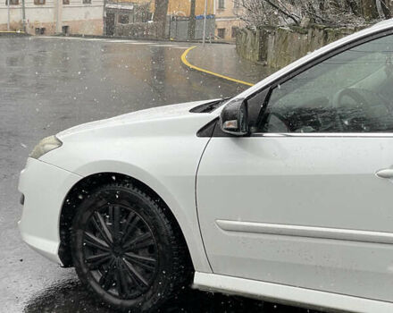 Белый Рено Лагуна, объемом двигателя 1.5 л и пробегом 320 тыс. км за 8100 $, фото 9 на Automoto.ua