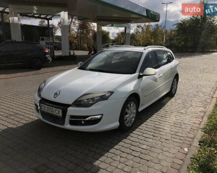 Белый Рено Лагуна, объемом двигателя 1.46 л и пробегом 247 тыс. км за 6300 $, фото 2 на Automoto.ua