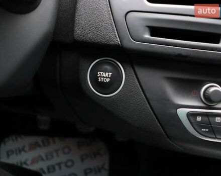 Белый Рено Лагуна, объемом двигателя 2 л и пробегом 247 тыс. км за 9900 $, фото 25 на Automoto.ua