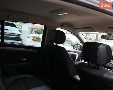 Белый Рено Лагуна, объемом двигателя 2 л и пробегом 247 тыс. км за 9900 $, фото 40 на Automoto.ua