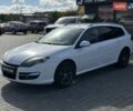 Рено Лагуна 2012 в Черновцах на Automoto.ua Белый Рено Лагуна, объемом двигателя 1.46 л и пробегом 406 тыс. км за 6500 $, фото 2 на Automoto.ua