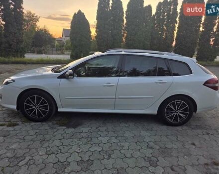 Белый Рено Лагуна, объемом двигателя 1.5 л и пробегом 217 тыс. км за 8500 $, фото 2 на Automoto.ua