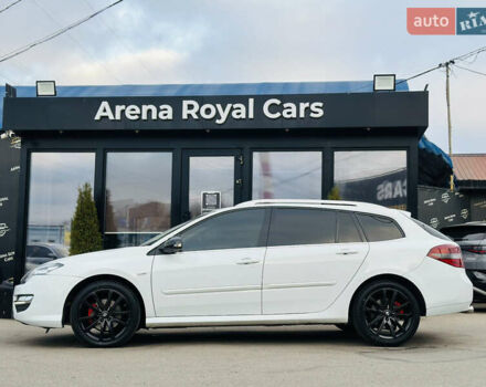 Белый Рено Лагуна, объемом двигателя 2 л и пробегом 166 тыс. км за 9900 $, фото 4 на Automoto.ua