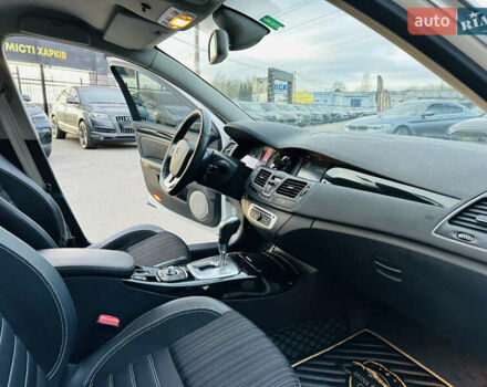 Белый Рено Лагуна, объемом двигателя 2 л и пробегом 166 тыс. км за 9900 $, фото 22 на Automoto.ua