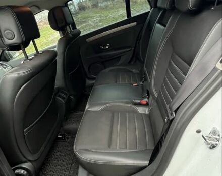 Белый Рено Лагуна, объемом двигателя 1.5 л и пробегом 260 тыс. км за 7800 $, фото 10 на Automoto.ua