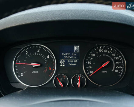 Белый Рено Лагуна, объемом двигателя 2 л и пробегом 166 тыс. км за 9900 $, фото 27 на Automoto.ua