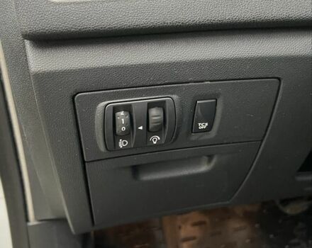 Белый Рено Лагуна, объемом двигателя 1.5 л и пробегом 260 тыс. км за 7800 $, фото 7 на Automoto.ua