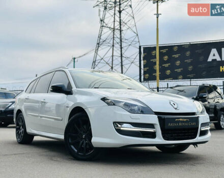 Белый Рено Лагуна, объемом двигателя 2 л и пробегом 166 тыс. км за 9900 $, фото 2 на Automoto.ua