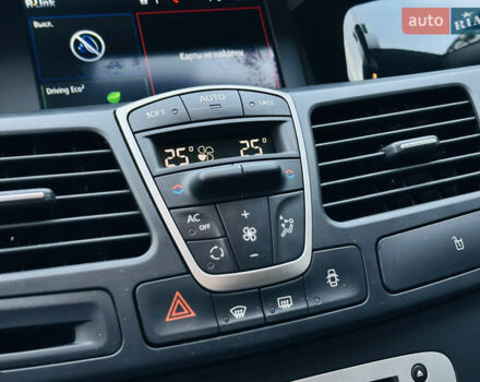 Белый Рено Лагуна, объемом двигателя 2 л и пробегом 166 тыс. км за 9900 $, фото 31 на Automoto.ua