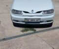 Белый Рено Лагуна, объемом двигателя 2 л и пробегом 420 тыс. км за 1700 $, фото 2 на Automoto.ua