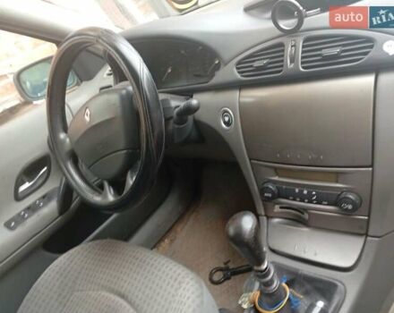 Білий Рено Лагуна, об'ємом двигуна 1.9 л та пробігом 65 тис. км за 800 $, фото 13 на Automoto.ua
