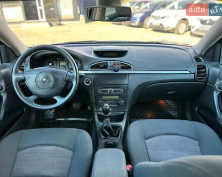 Белый Рено Лагуна, объемом двигателя 1.9 л и пробегом 231 тыс. км за 4990 $, фото 32 на Automoto.ua