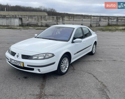 Белый Рено Лагуна, объемом двигателя 1.9 л и пробегом 231 тыс. км за 4200 $, фото 2 на Automoto.ua
