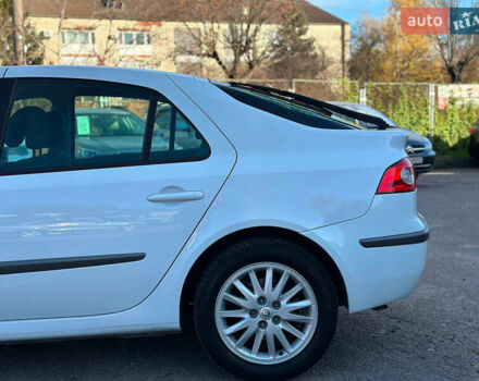 Белый Рено Лагуна, объемом двигателя 1.9 л и пробегом 231 тыс. км за 4990 $, фото 14 на Automoto.ua