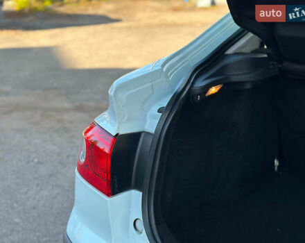 Белый Рено Лагуна, объемом двигателя 1.9 л и пробегом 231 тыс. км за 4990 $, фото 27 на Automoto.ua