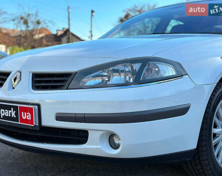 Белый Рено Лагуна, объемом двигателя 1.9 л и пробегом 231 тыс. км за 4990 $, фото 16 на Automoto.ua