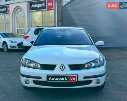 Белый Рено Лагуна, объемом двигателя 1.9 л и пробегом 231 тыс. км за 4990 $, фото 1 на Automoto.ua