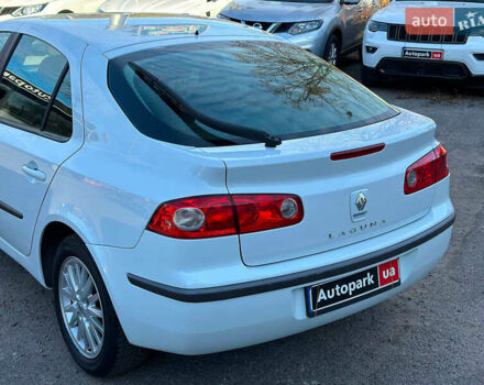 Белый Рено Лагуна, объемом двигателя 1.9 л и пробегом 231 тыс. км за 4990 $, фото 15 на Automoto.ua