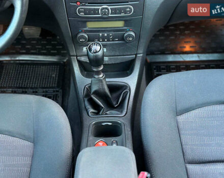 Белый Рено Лагуна, объемом двигателя 1.9 л и пробегом 231 тыс. км за 4990 $, фото 34 на Automoto.ua