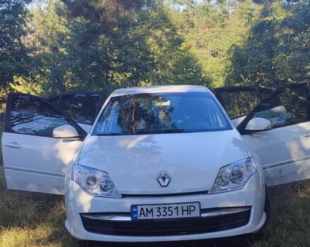 Белый Рено Лагуна, объемом двигателя 0 л и пробегом 348 тыс. км за 7200 $, фото 1 на Automoto.ua