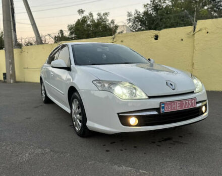 Белый Рено Лагуна, объемом двигателя 1.5 л и пробегом 270 тыс. км за 7300 $, фото 2 на Automoto.ua