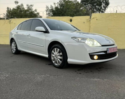 Белый Рено Лагуна, объемом двигателя 1.5 л и пробегом 270 тыс. км за 7300 $, фото 4 на Automoto.ua