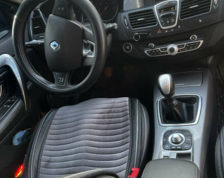 Белый Рено Лагуна, объемом двигателя 1.46 л и пробегом 221 тыс. км за 8400 $, фото 2 на Automoto.ua