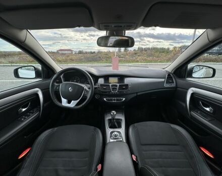 Рено Лагуна 2011 у Чернівцях на Automoto.ua Білий Рено Лагуна, об'ємом двигуна 2 л та пробігом 209 тис. км за 7700 $, фото 5 на Automoto.ua