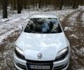 Белый Рено Лагуна, объемом двигателя 1.5 л и пробегом 300 тыс. км за 7900 $, фото 2 на Automoto.ua