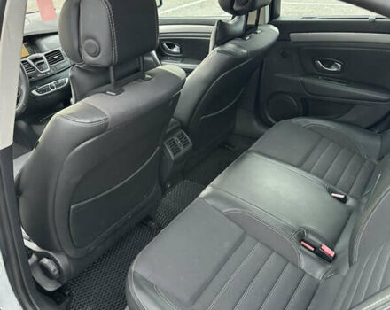 Белый Рено Лагуна, объемом двигателя 2 л и пробегом 209 тыс. км за 7700 $, фото 10 на Automoto.ua