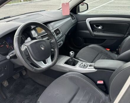 Рено Лагуна 2011 у Чернівцях на Automoto.ua Білий Рено Лагуна, об'ємом двигуна 2 л та пробігом 209 тис. км за 7700 $, фото 6 на Automoto.ua