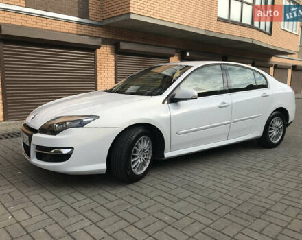 Белый Рено Лагуна, объемом двигателя 1.46 л и пробегом 340 тыс. км за 6300 $, фото 2 на Automoto.ua