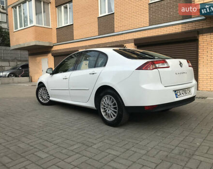 Белый Рено Лагуна, объемом двигателя 1.46 л и пробегом 340 тыс. км за 6300 $, фото 3 на Automoto.ua