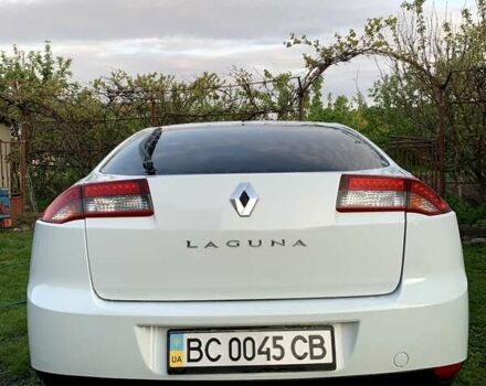 Белый Рено Лагуна, объемом двигателя 1.5 л и пробегом 260 тыс. км за 6800 $, фото 4 на Automoto.ua