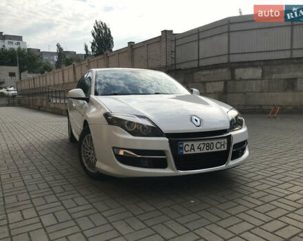 Белый Рено Лагуна, объемом двигателя 1.46 л и пробегом 340 тыс. км за 6300 $, фото 12 на Automoto.ua