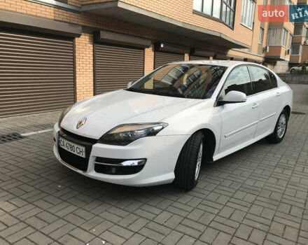 Белый Рено Лагуна, объемом двигателя 1.46 л и пробегом 340 тыс. км за 6300 $, фото 1 на Automoto.ua