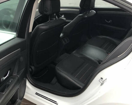 Білий Рено Лагуна, об'ємом двигуна 2 л та пробігом 318 тис. км за 7050 $, фото 31 на Automoto.ua