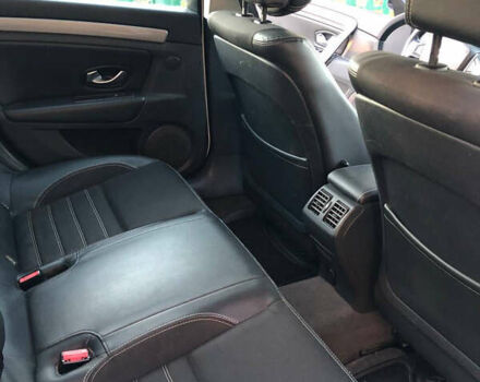 Белый Рено Лагуна, объемом двигателя 2 л и пробегом 318 тыс. км за 5500 $, фото 1 на Automoto.ua