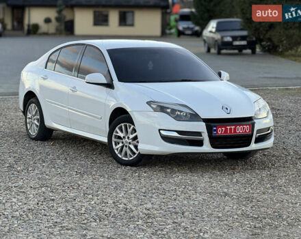 Рено Лагуна 2015 в Коломые на Automoto.ua Белый Рено Лагуна, объемом двигателя 0 л и пробегом 218 тыс. км за 7500 $, фото 4 на Automoto.ua