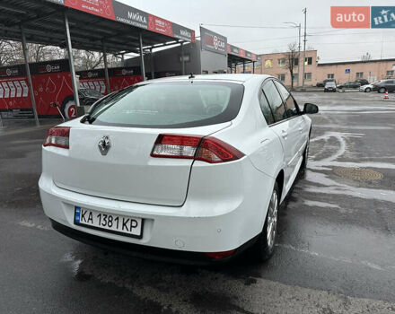 Белый Рено Лагуна, объемом двигателя 1.5 л и пробегом 243 тыс. км за 8400 $, фото 5 на Automoto.ua