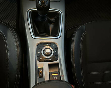 Белый Рено Лагуна, объемом двигателя 1.5 л и пробегом 220 тыс. км за 7500 $, фото 11 на Automoto.ua