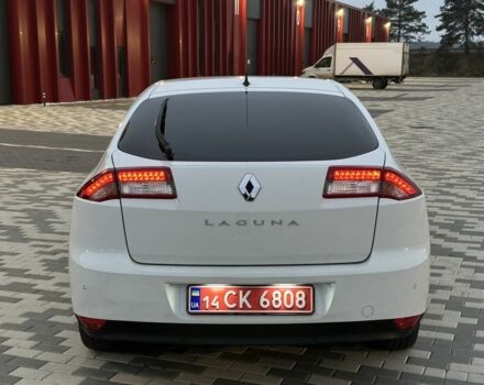 Белый Рено Лагуна, объемом двигателя 1.5 л и пробегом 220 тыс. км за 7500 $, фото 4 на Automoto.ua