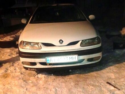 Белый Рено Лагуна, объемом двигателя 2 л и пробегом 166 тыс. км за 1700 $, фото 1 на Automoto.ua