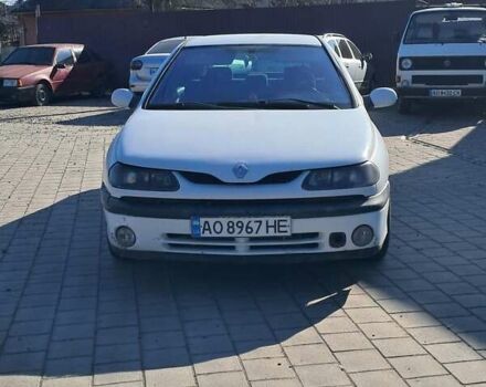 Белый Рено Лагуна, объемом двигателя 1.87 л и пробегом 390 тыс. км за 1950 $, фото 1 на Automoto.ua