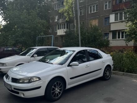 Білий Рено Лагуна, об'ємом двигуна 1.6 л та пробігом 251 тис. км за 3850 $, фото 1 на Automoto.ua
