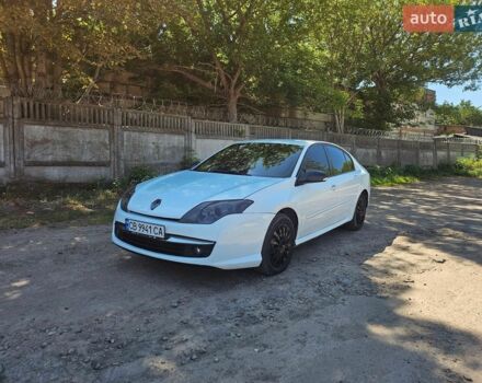 Білий Рено Лагуна, об'ємом двигуна 1.46 л та пробігом 348 тис. км за 4300 $, фото 1 на Automoto.ua