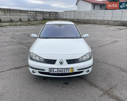 Белый Рено Лагуна, объемом двигателя 1.9 л и пробегом 231 тыс. км за 4200 $, фото 1 на Automoto.ua