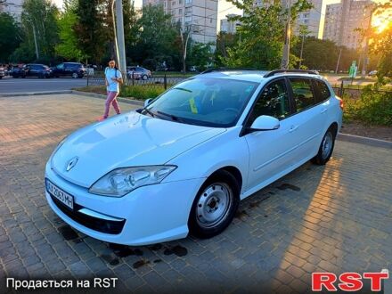 Белый Рено Лагуна, объемом двигателя 1.5 л и пробегом 306 тыс. км за 5800 $, фото 1 на Automoto.ua