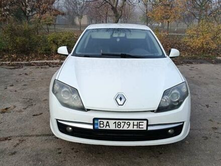 Белый Рено Лагуна, объемом двигателя 1.5 л и пробегом 244 тыс. км за 5100 $, фото 1 на Automoto.ua