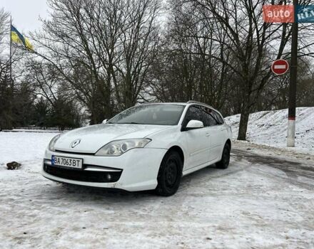 Белый Рено Лагуна, объемом двигателя 1.5 л и пробегом 347 тыс. км за 5200 $, фото 1 на Automoto.ua